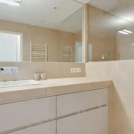 Apartament Spacieux 2 Et Terrasse